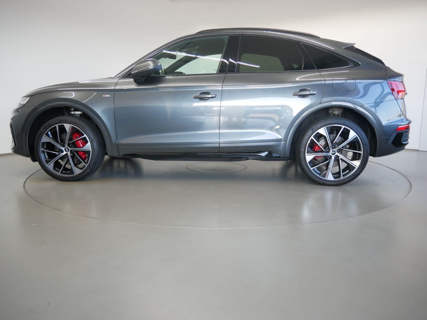 Bild über Audi Q5 Sportback TFSI e S line 55 TFSI e quattro S tronic - für weitere Informationen kontaktieren Sie den Audi Partner