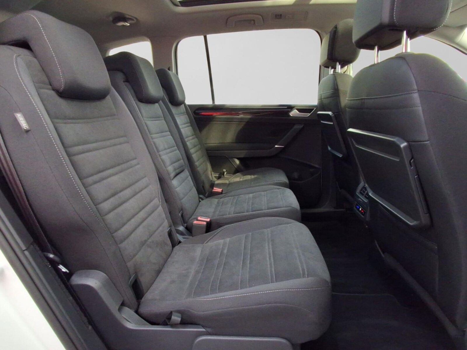 Volkswagen Touran – Bild 6