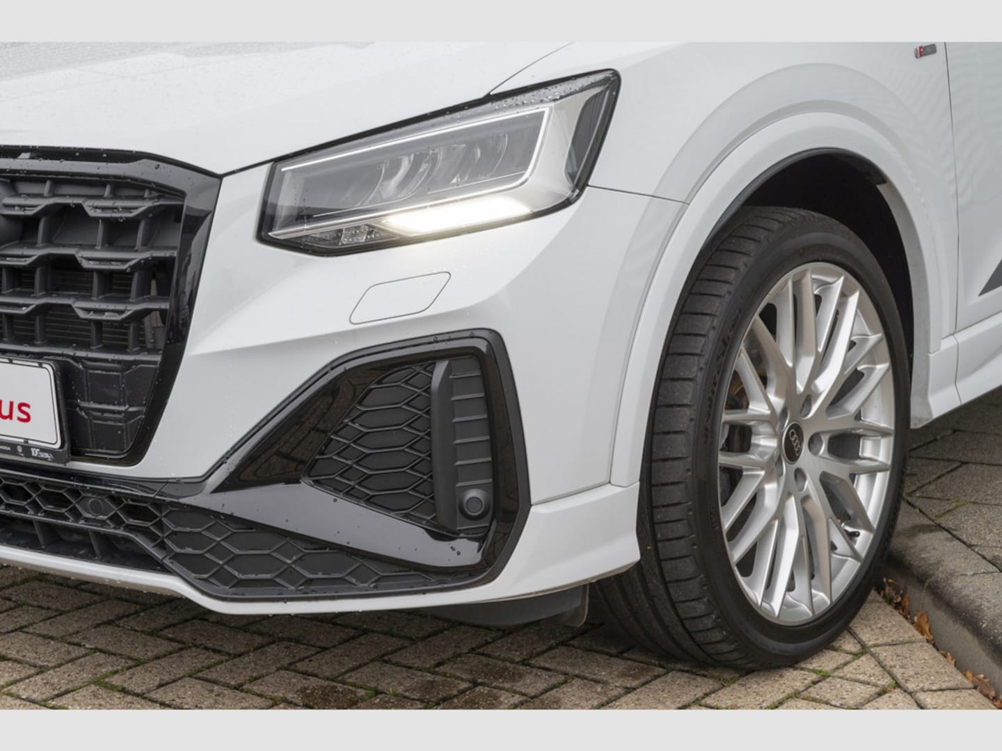 Bild über Audi Q2 S line 30 TDI S tronic - für weitere Informationen kontaktieren Sie den Audi Partner