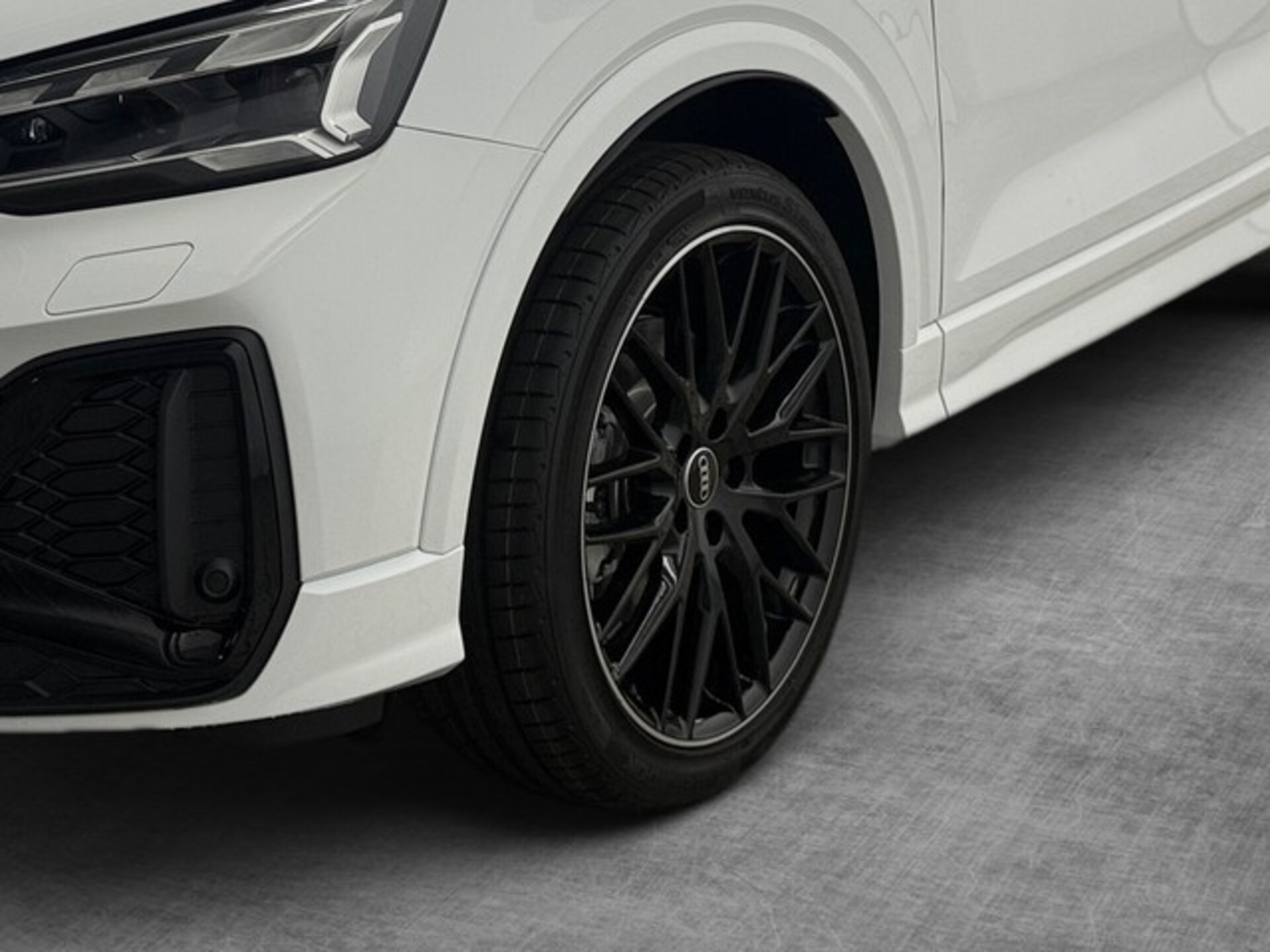 Audi Q2 S line
