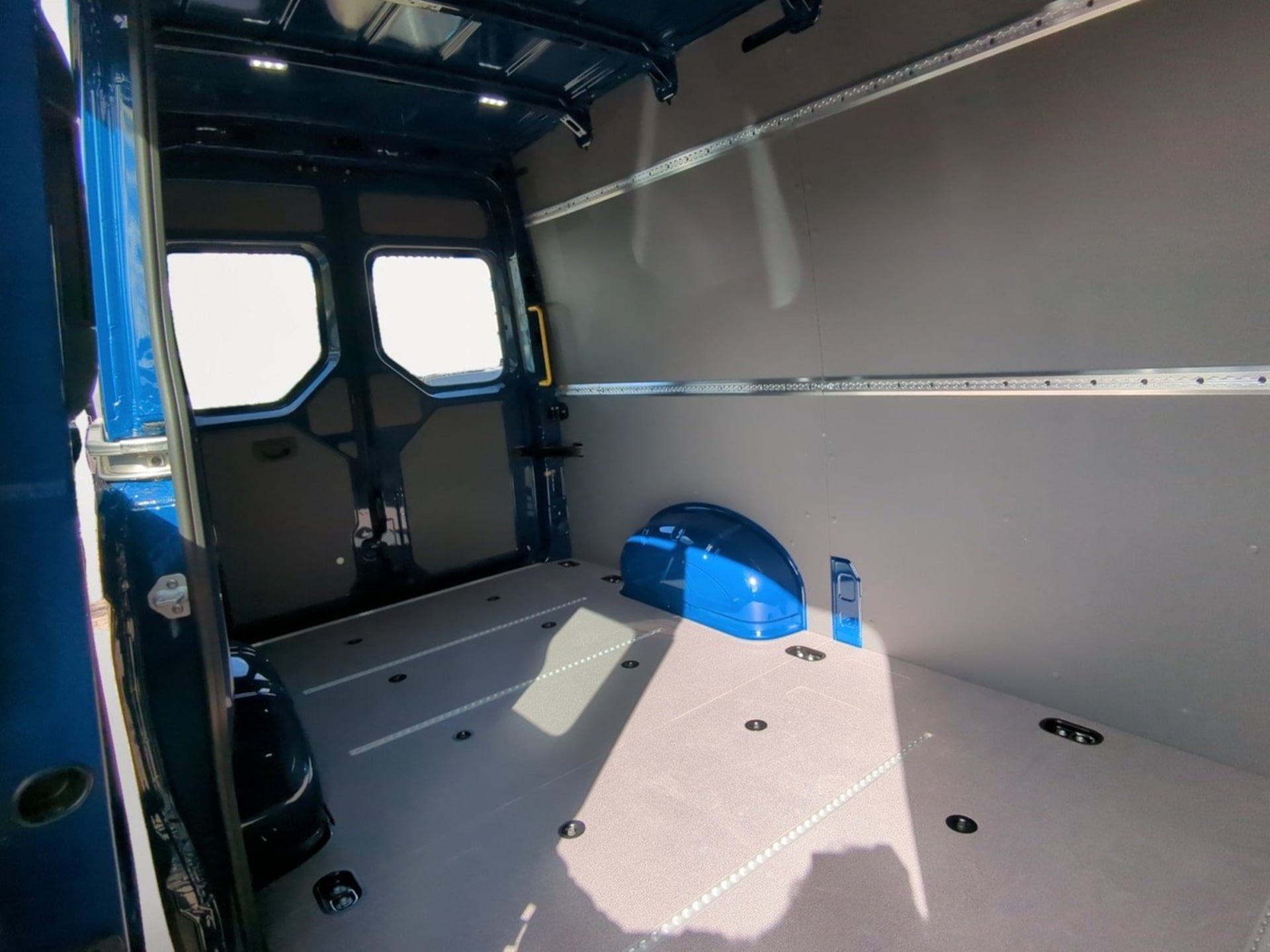 Volkswagen Crafter Kasten mittlerer Radstand
