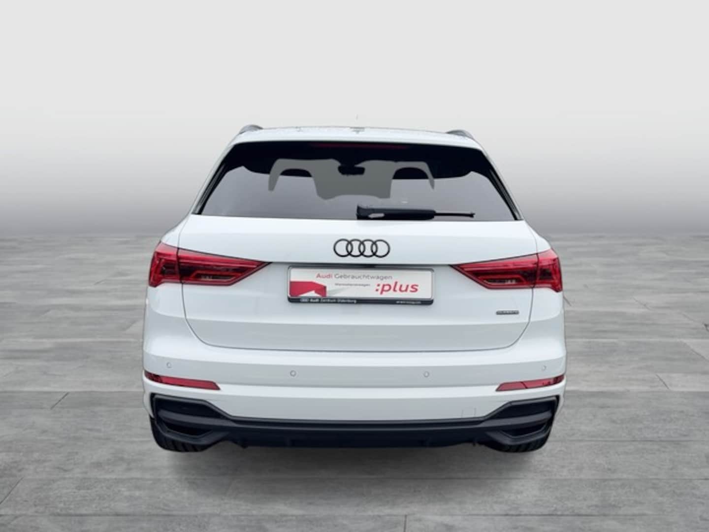 Bild über Audi Q3 TFSI quattro 180 kW S tronic - für weitere Informationen kontaktieren Sie den Audi Partner