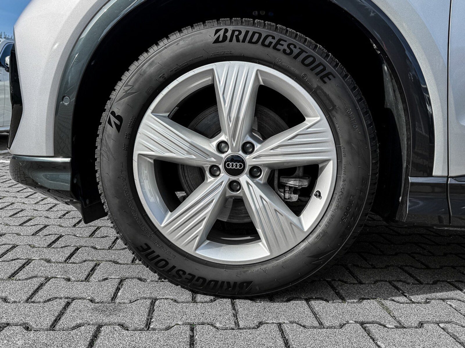 Audi Q4 Sportback e-tron – Bild 6