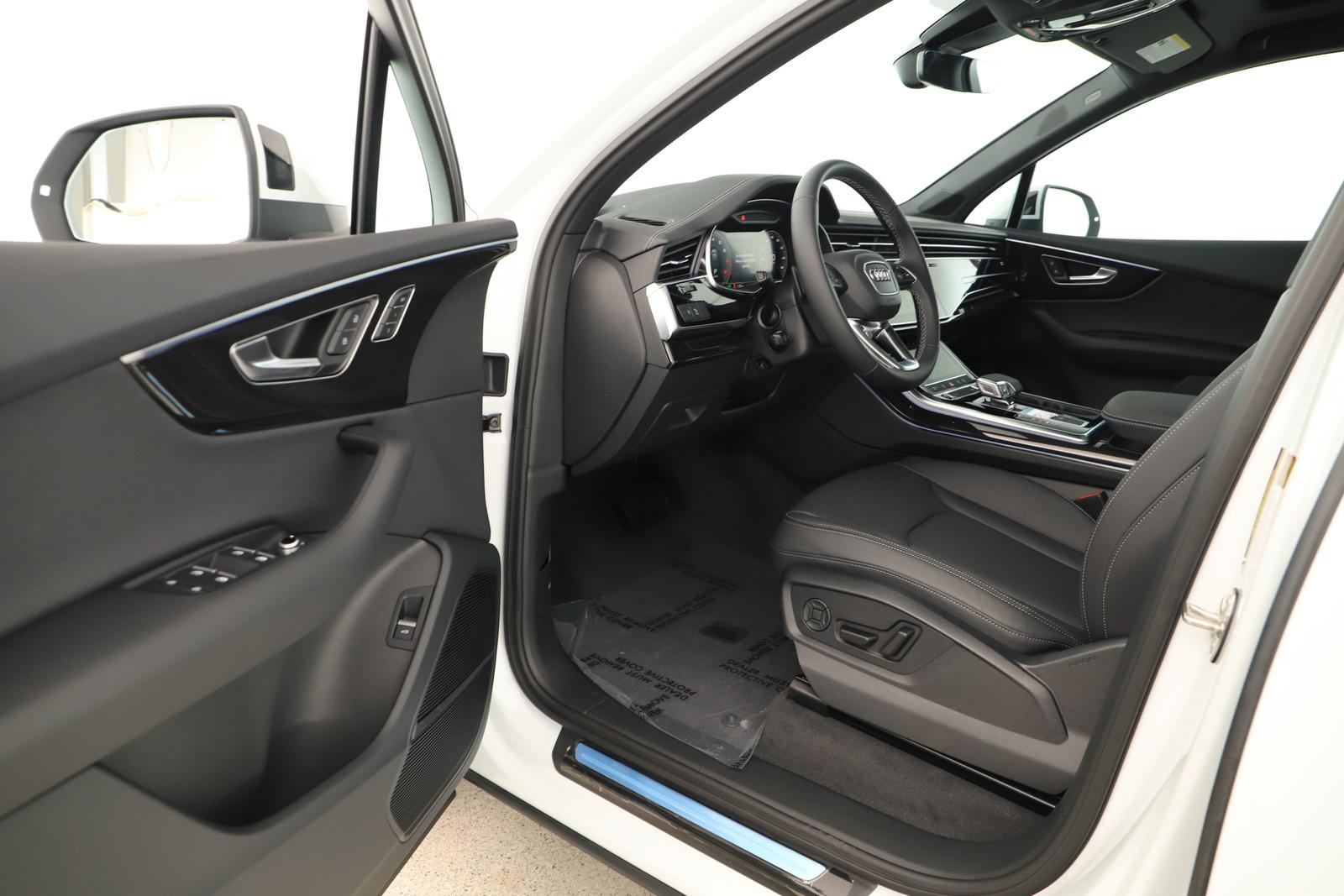 2026 Audi Q7 Premium - Photo 14