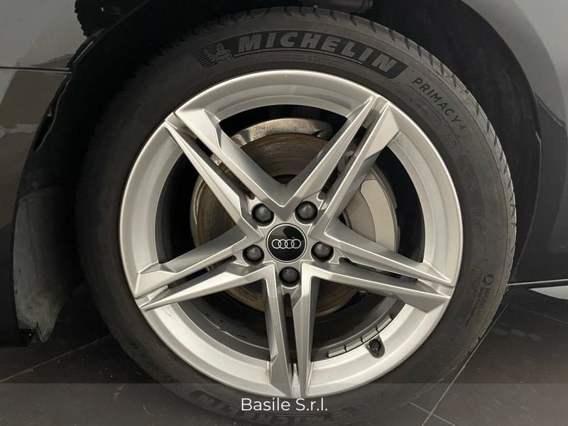 Immagine di Audi A4 Avant S line edition 40 TDI quattro 150 kW (204 CV) S tronic - Vista: for more details contact your dealer