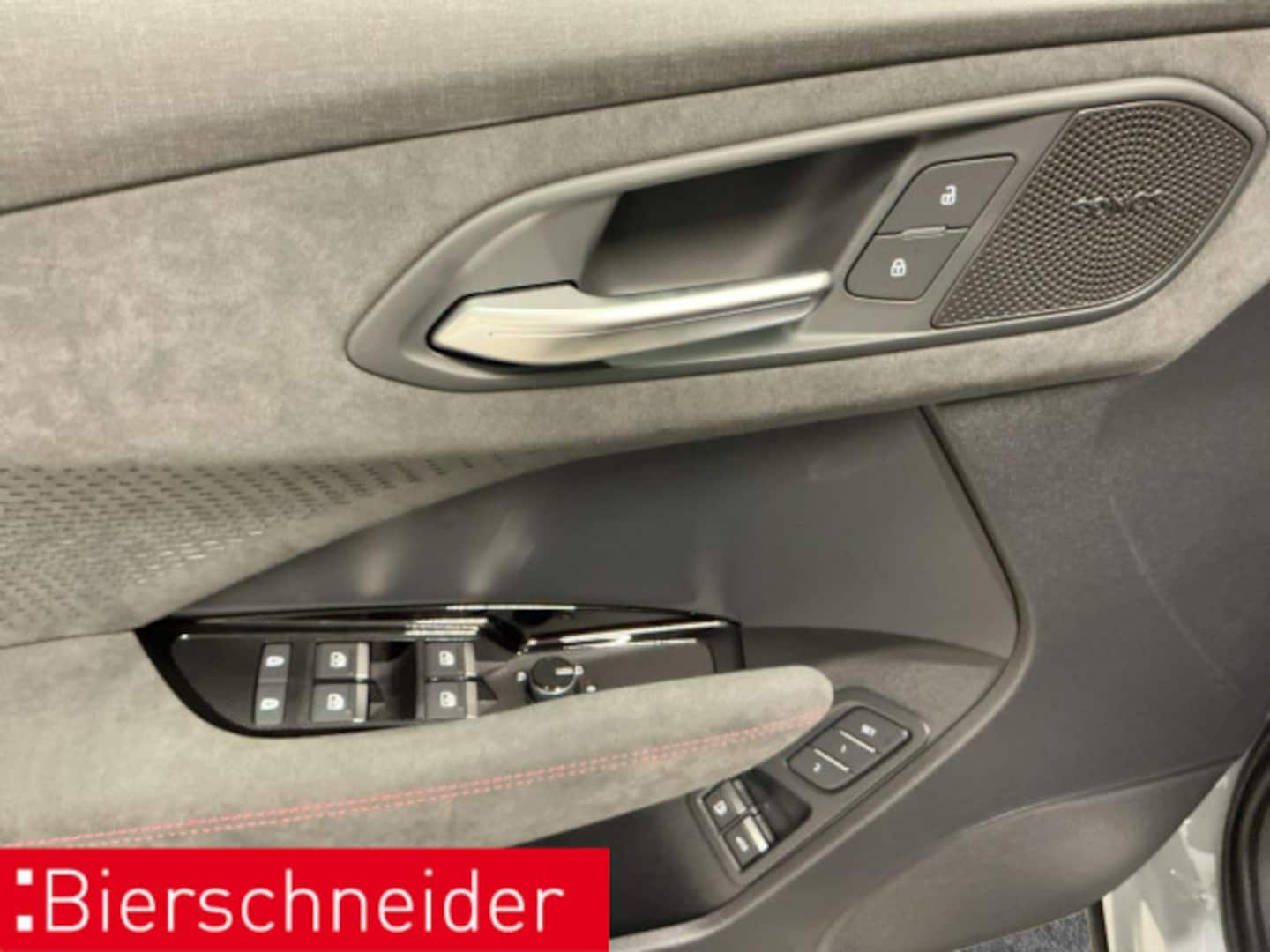 Bild über Audi Q3 Sportback e-hybrid e-hybrid 200 kW S tronic - für weitere Informationen kontaktieren Sie den Audi Partner