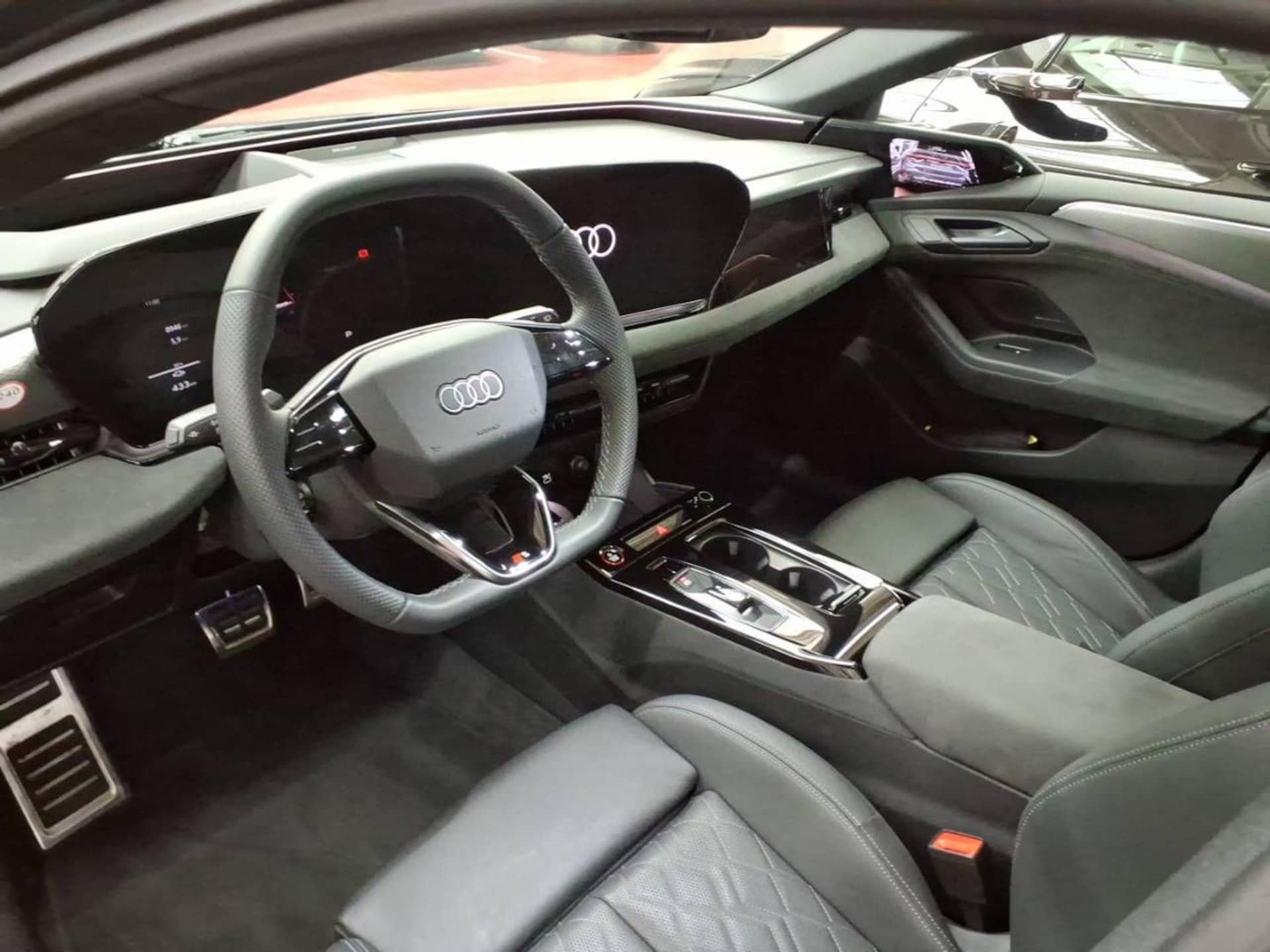 Audi S6 Avant e-tron edition one