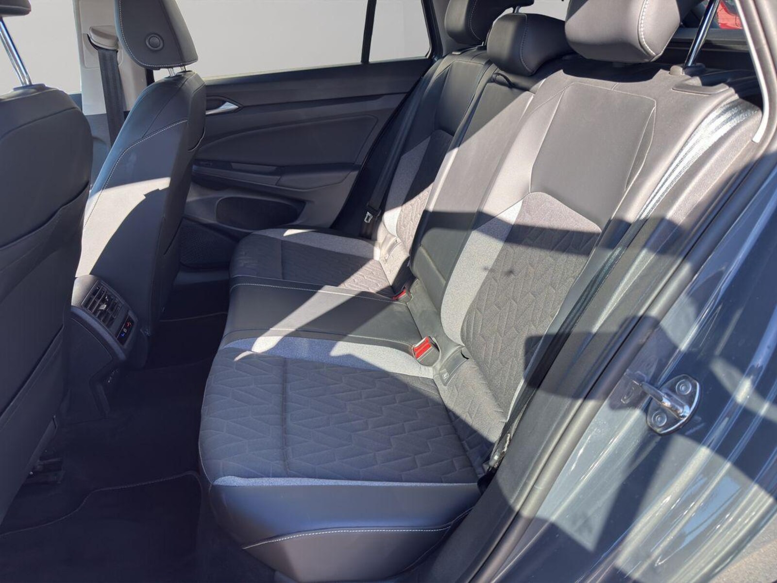 Volkswagen Golf Variant – Bild 13