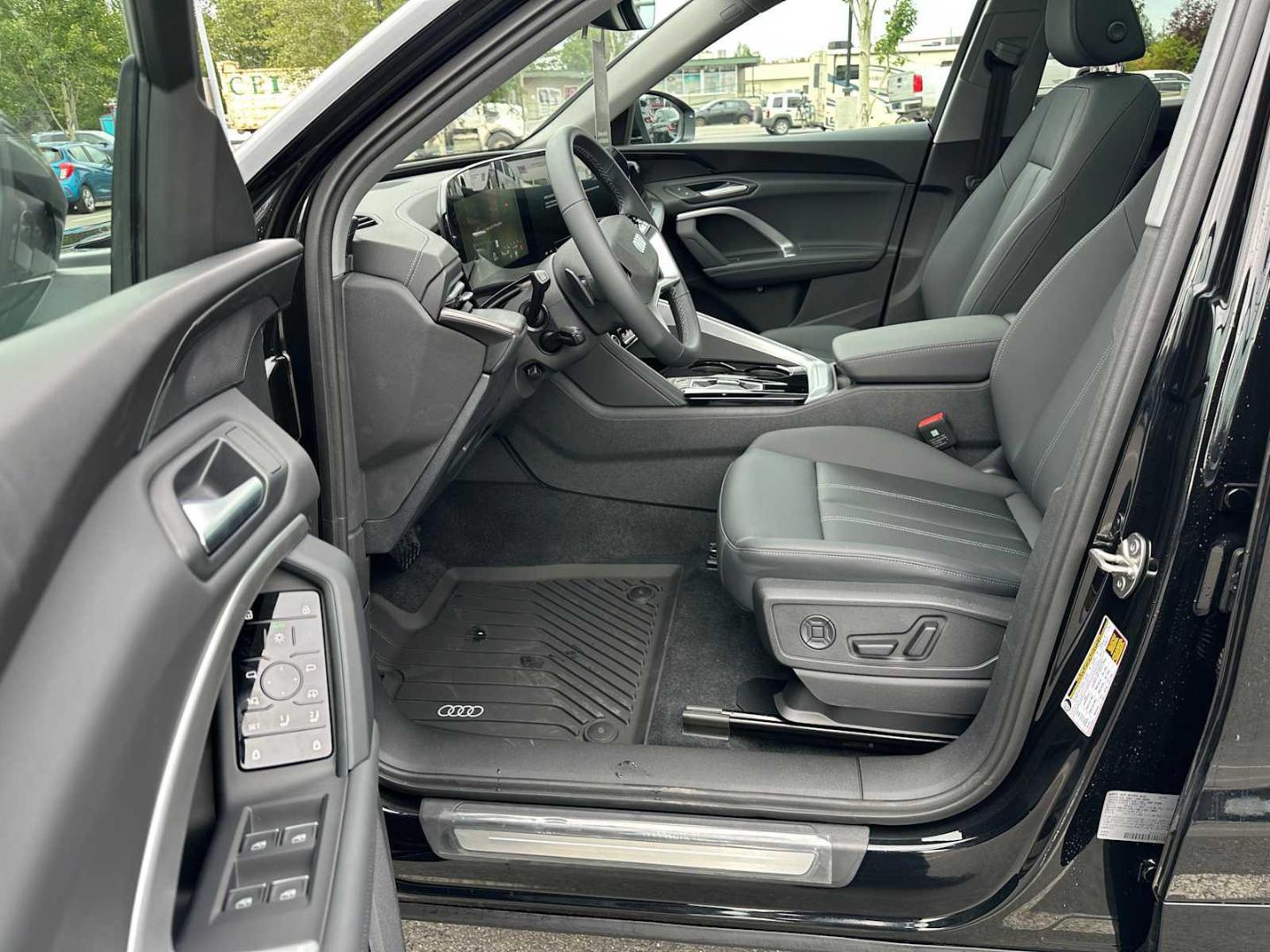 2025 Audi Q5 Premium - Photo 20