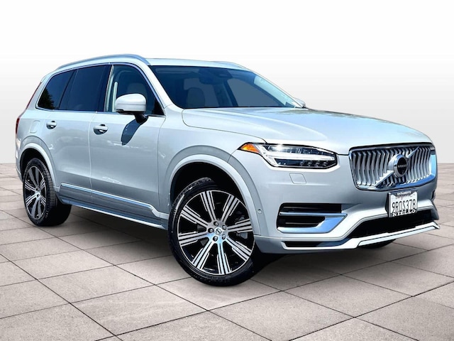 2025 Volvo XC90 Plug-In Hybrid