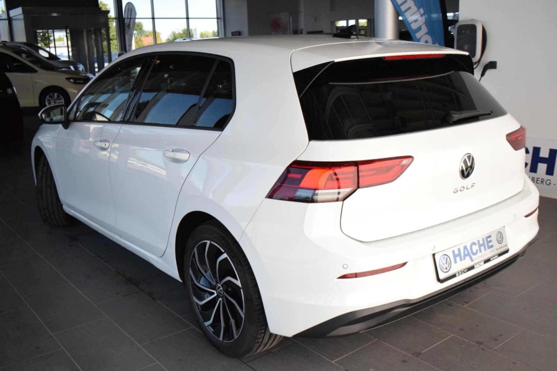 Volkswagen Golf Life
