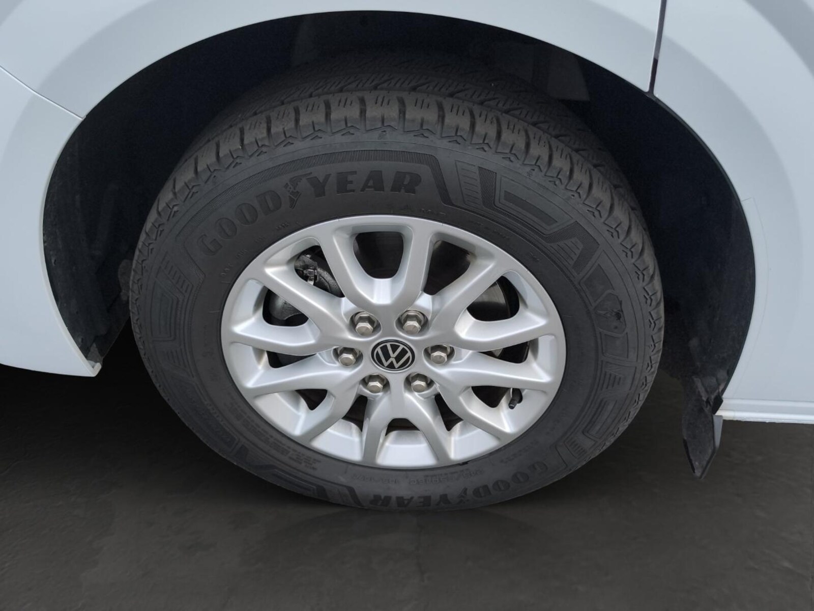 Volkswagen Caravelle – Bild 10