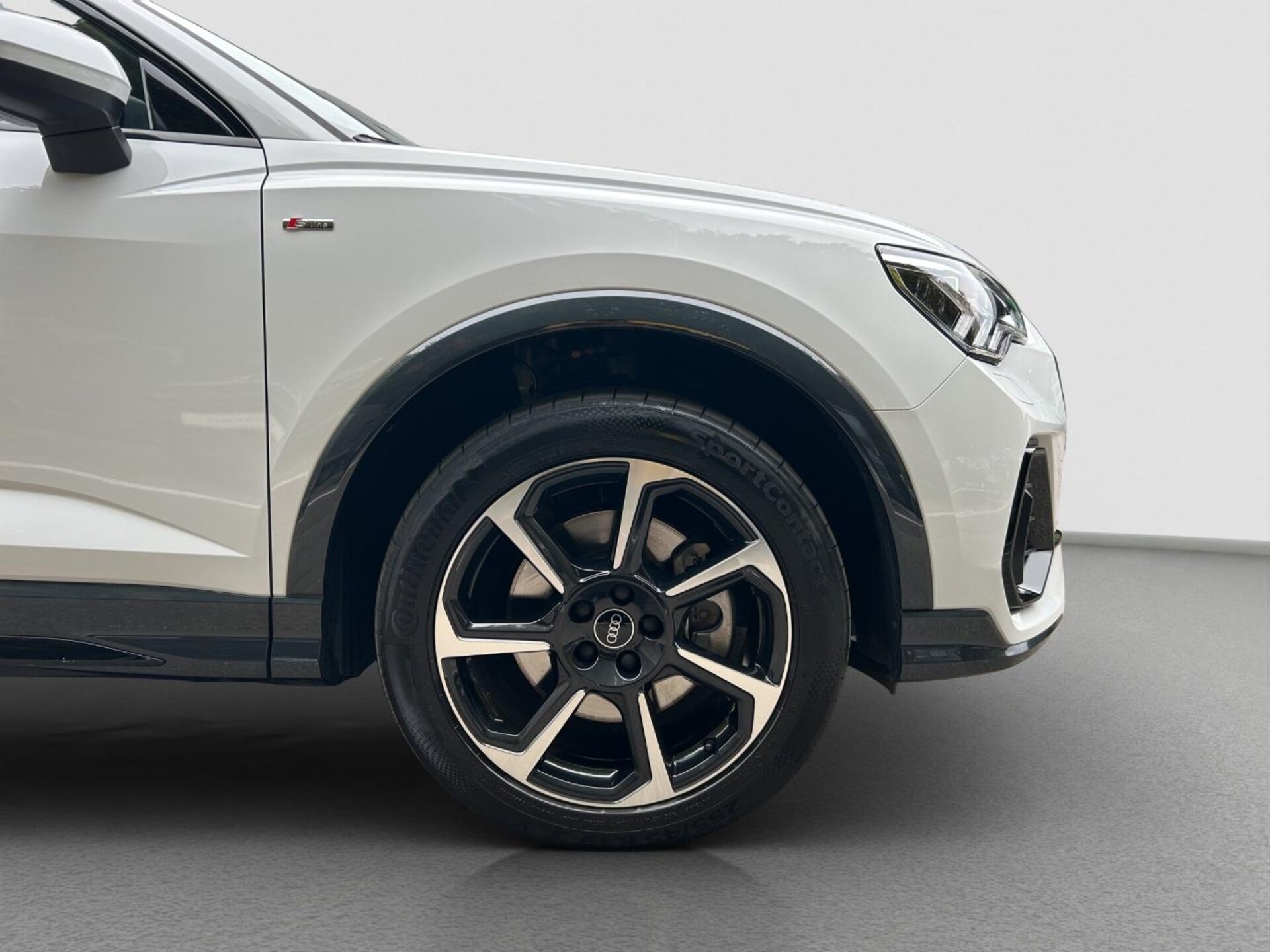 Audi Q3 Sportback S line