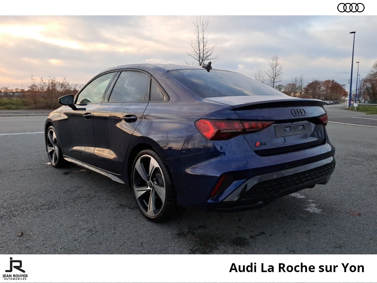 Image about Audi A3 Berline S line 35 TFSI Hybride 110 kW (150 ch) S tronic