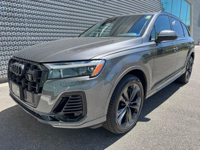 2025 Audi Q7 55 Premium Plus quattro Tiptronic's photo
