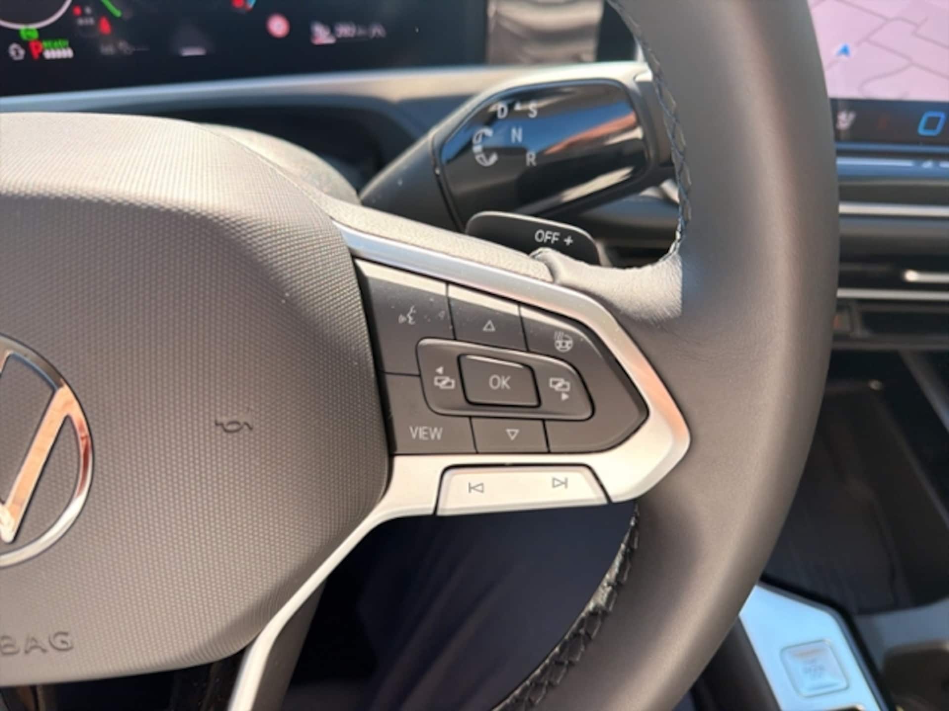 Volkswagen Passat Elegance