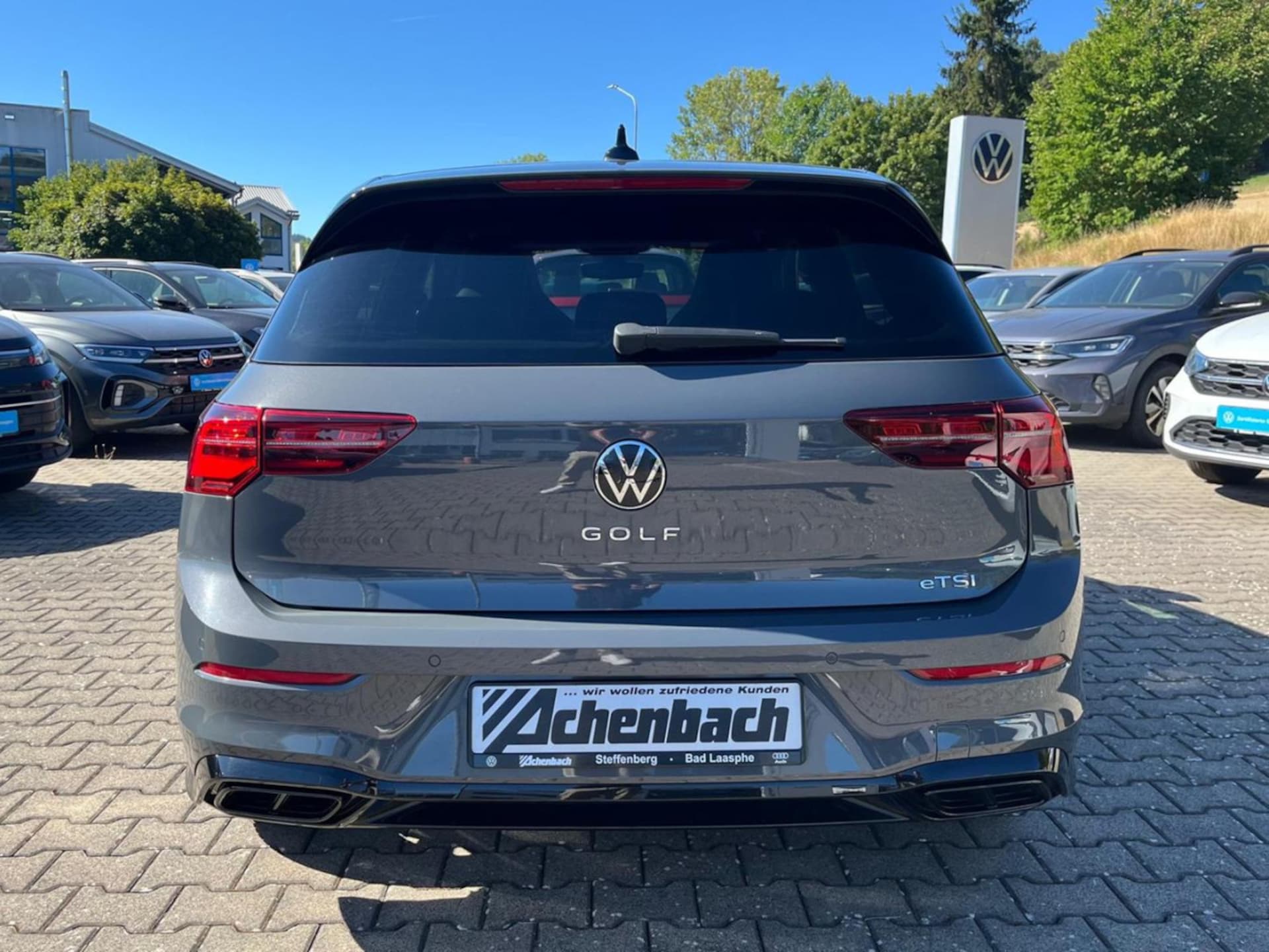 Volkswagen Golf R-Line