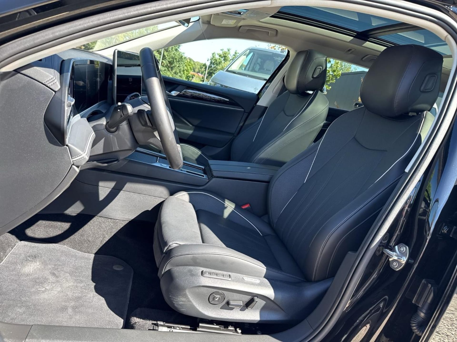 Volkswagen Passat Elegance