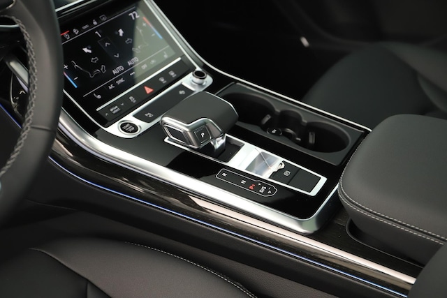 2026 Audi Q7 Premium - Photo 17