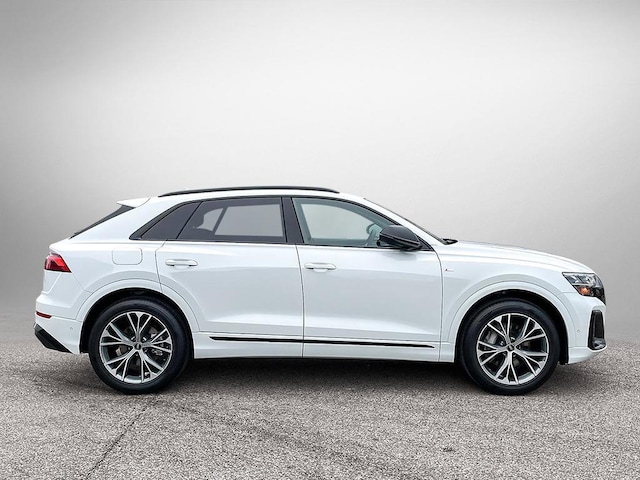 2026 Audi Q8