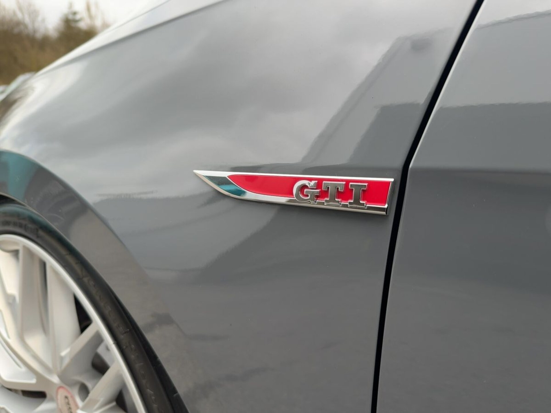 Volkswagen Golf GTI