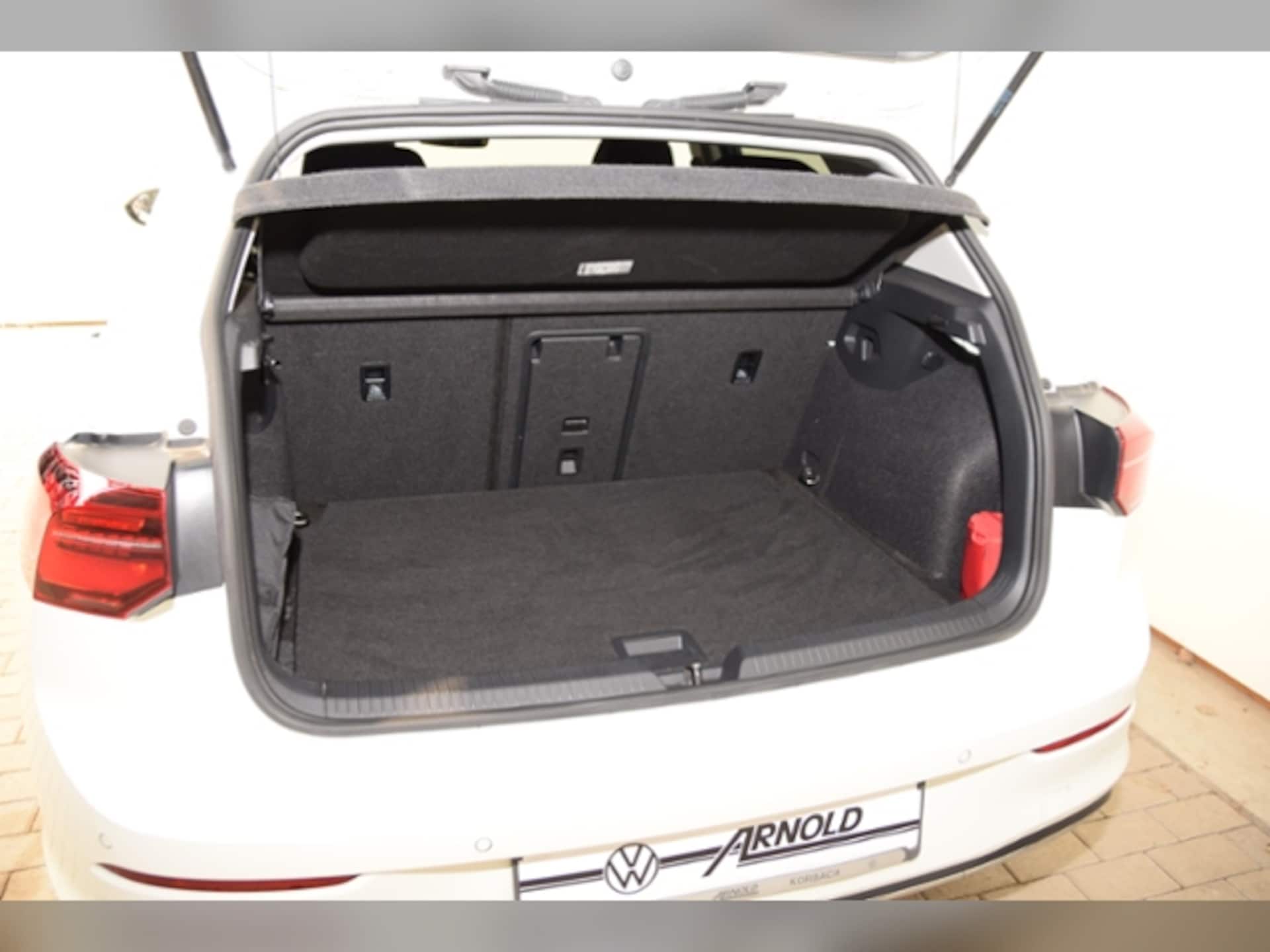 Volkswagen Golf Active