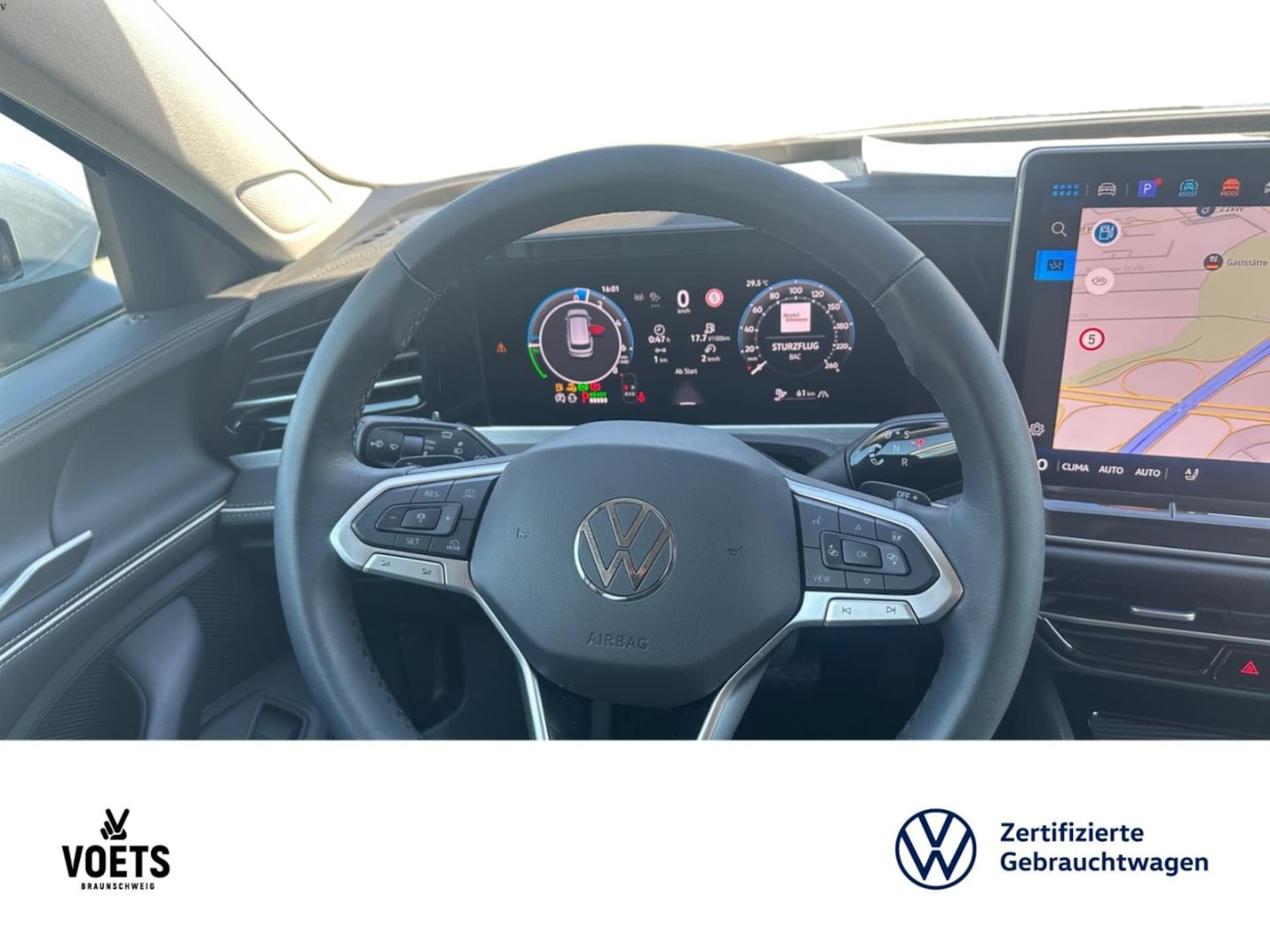 Volkswagen Passat Elegance