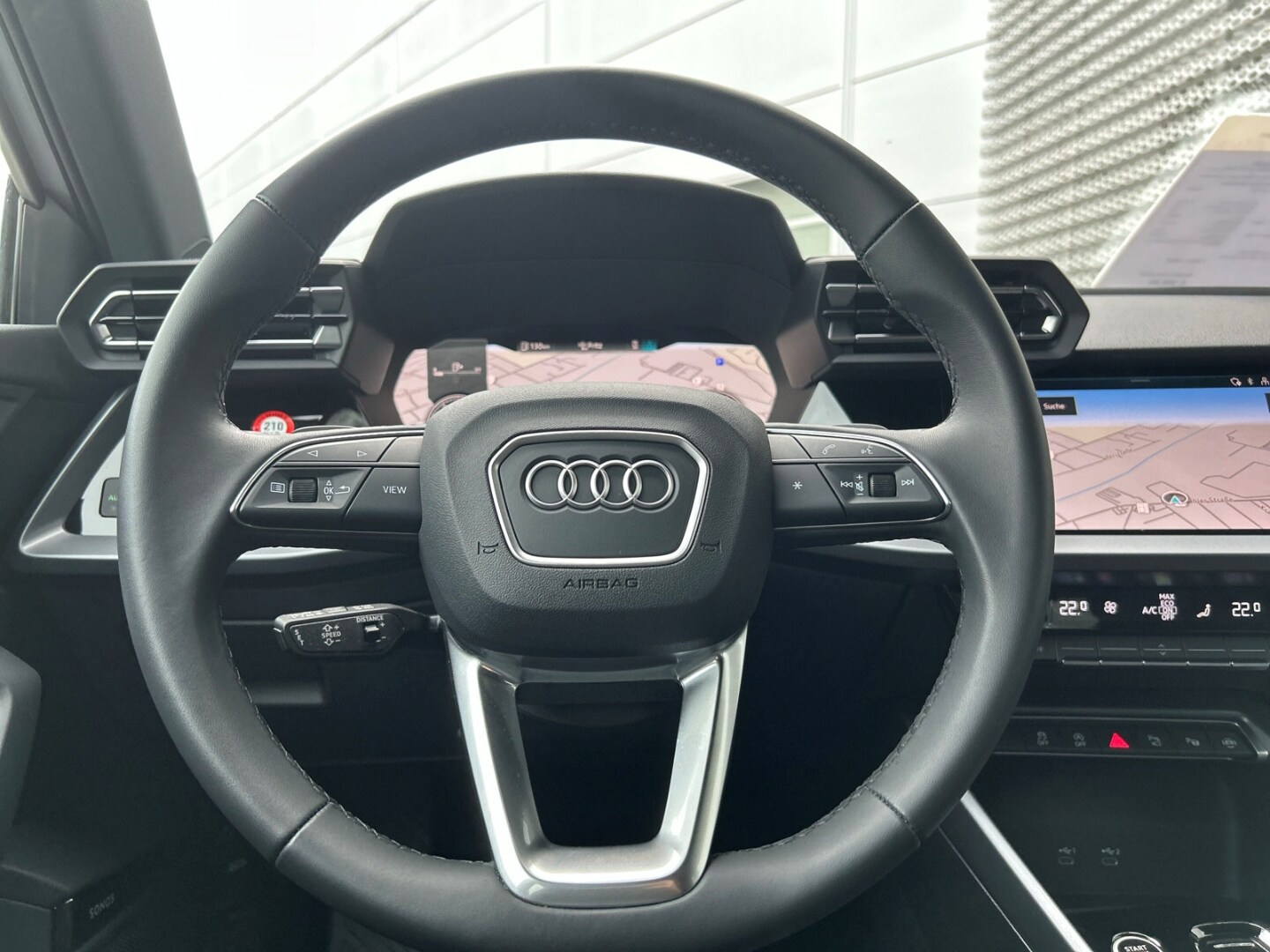 Bild über Audi A3 Sportback S line 35 TFSI S tronic - für weitere Informationen kontaktieren Sie den Audi Partner