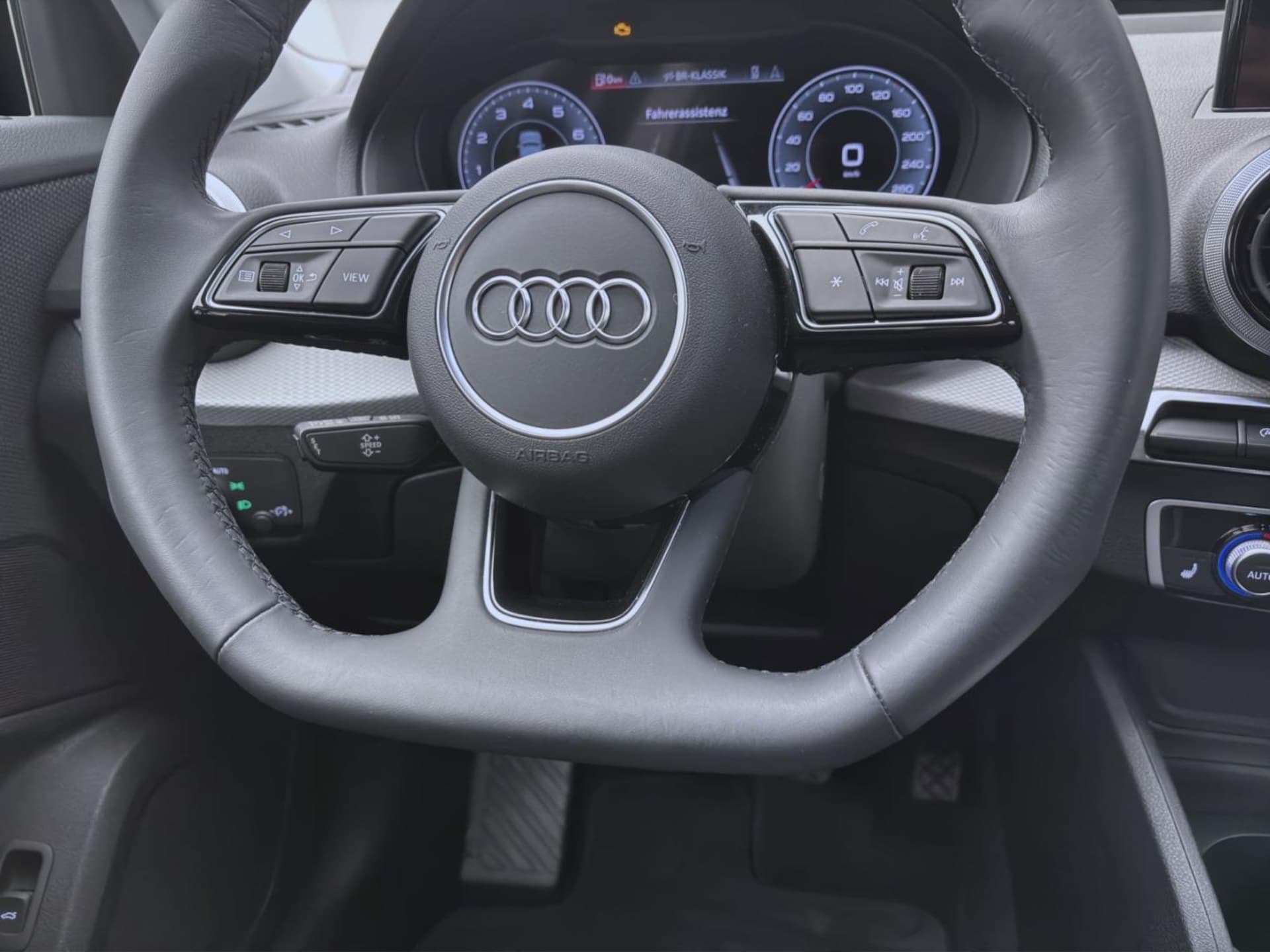 Audi Q2 Advanced
