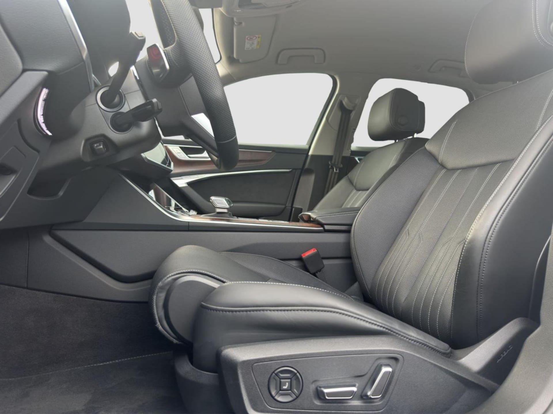 Audi S6 Avant