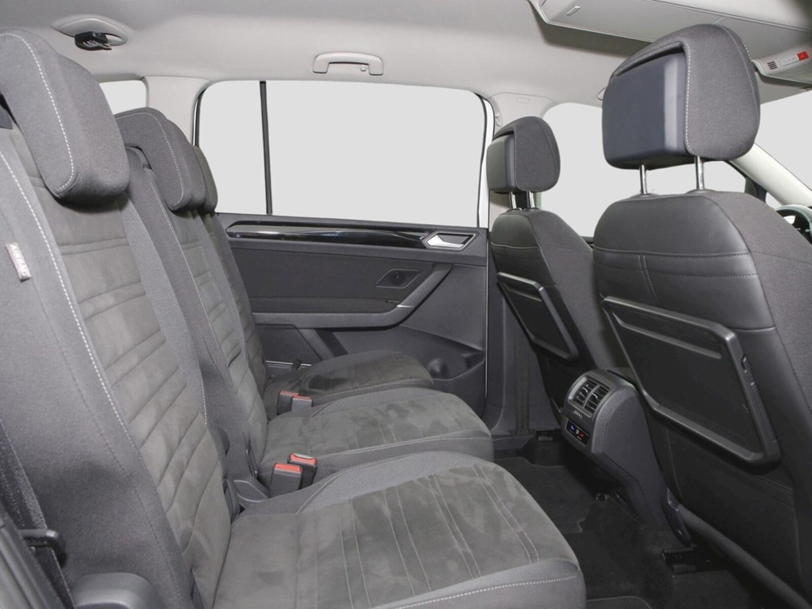 Volkswagen Touran – Bild 12