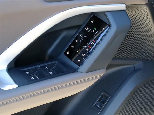 2025 AUDI Q5 - Image 26