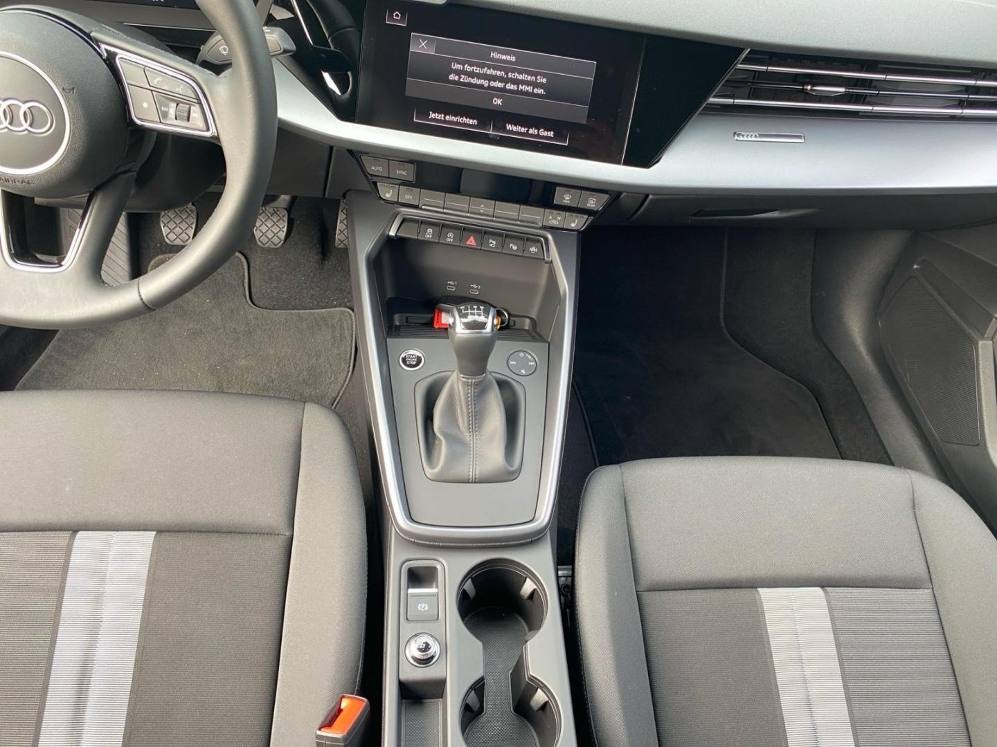 Bild über Audi A3 Sportback advanced 35 TFSI Schaltgetriebe - für weitere Informationen kontaktieren Sie den Audi Partner