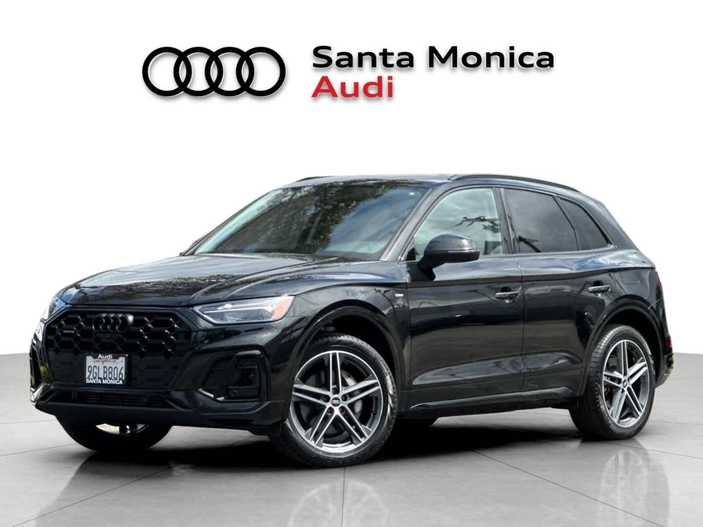 2023 Audi Q5 55 e Premium Plus's photo