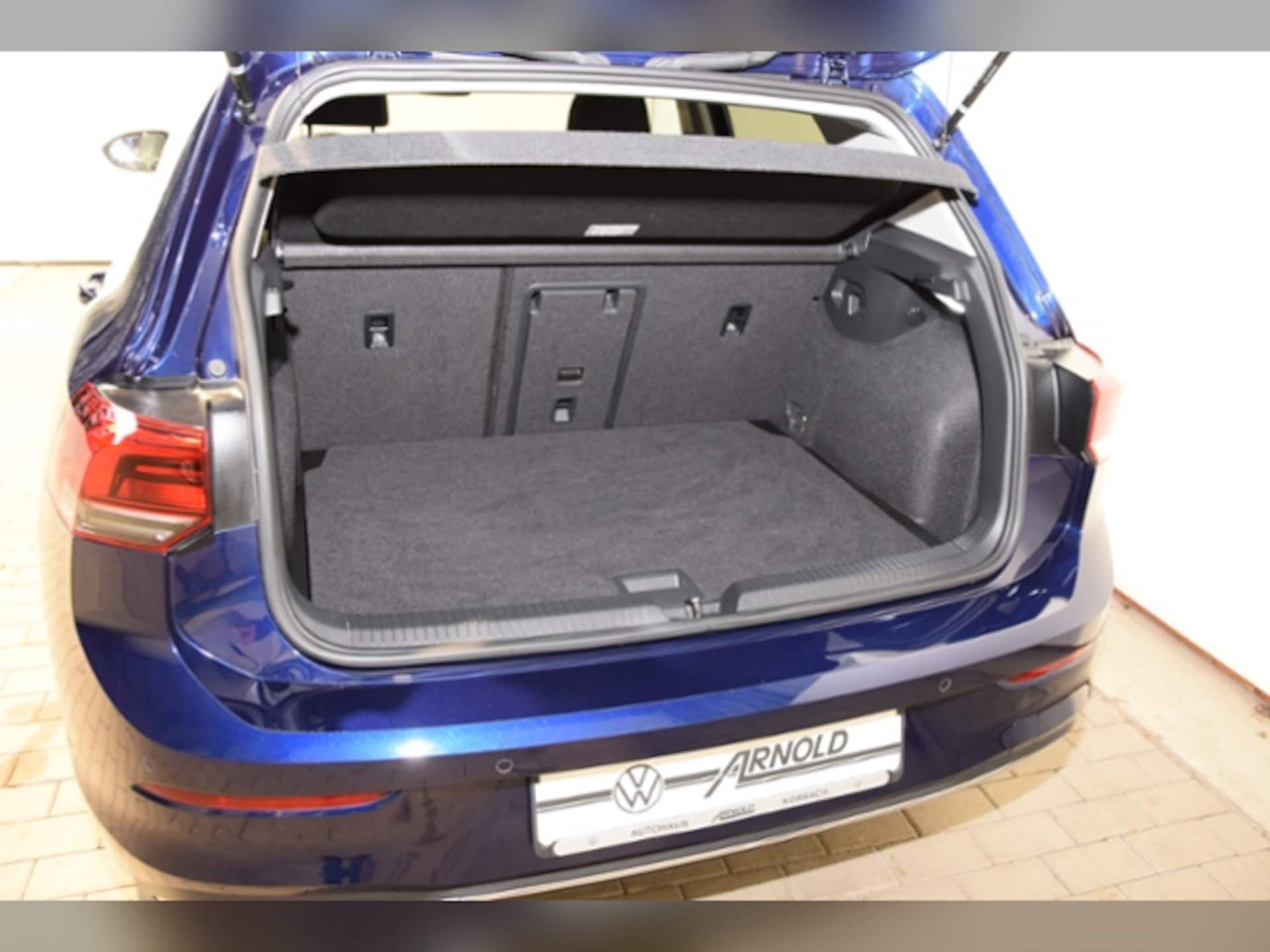 Volkswagen Golf Active