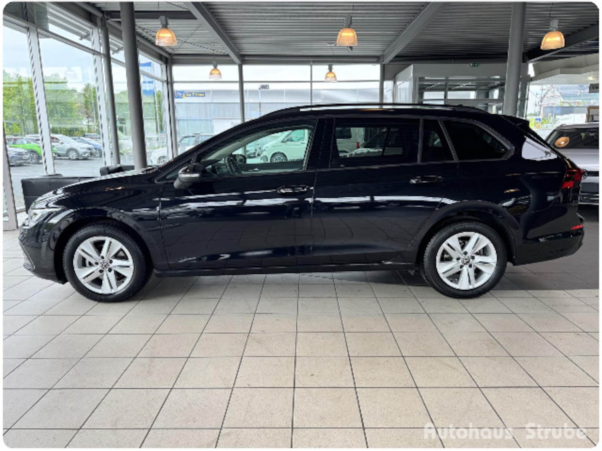 Volkswagen Golf Variant Life