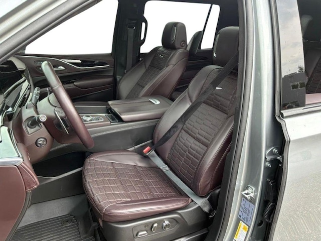 2024 Cadillac Escalade ESV V-Series - Photo 6