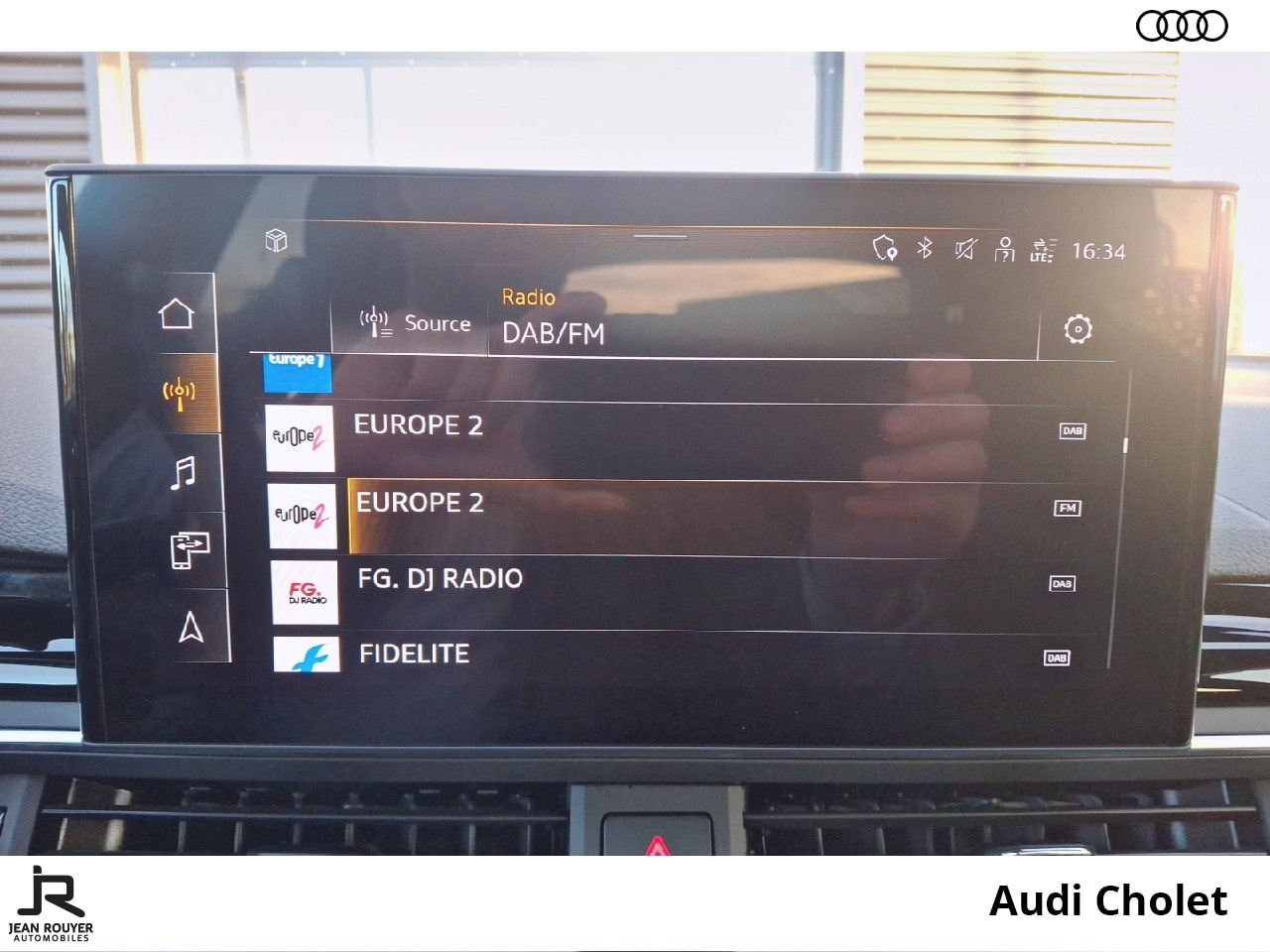 Image about Audi A4 Avant S Line 40 TDI quattro 150 kW (204 ch) S tronic