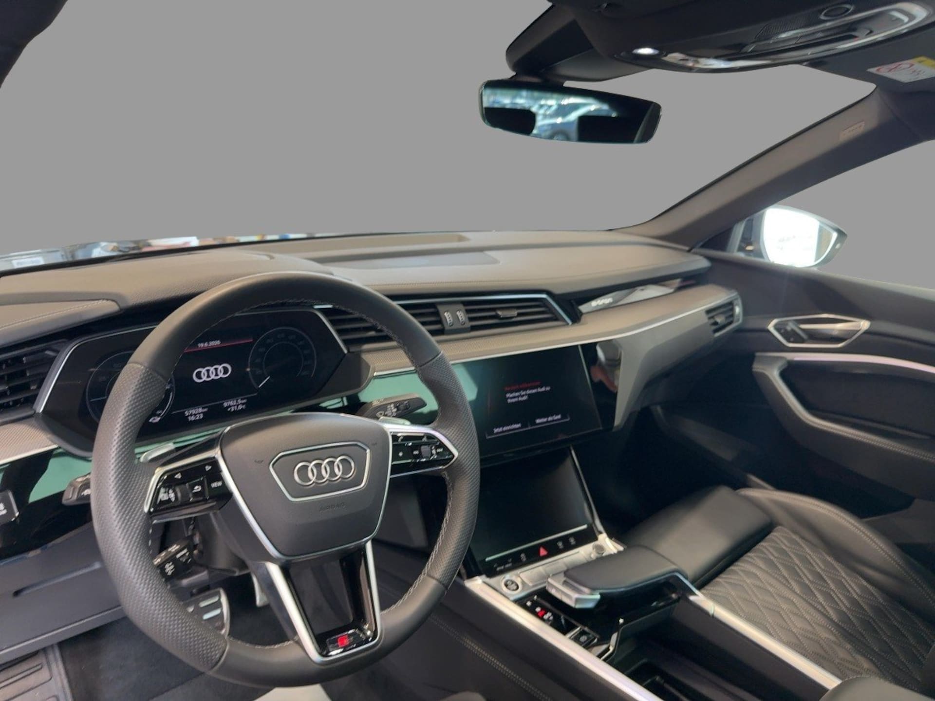 Audi Q8 Sportback e-tron Advanced