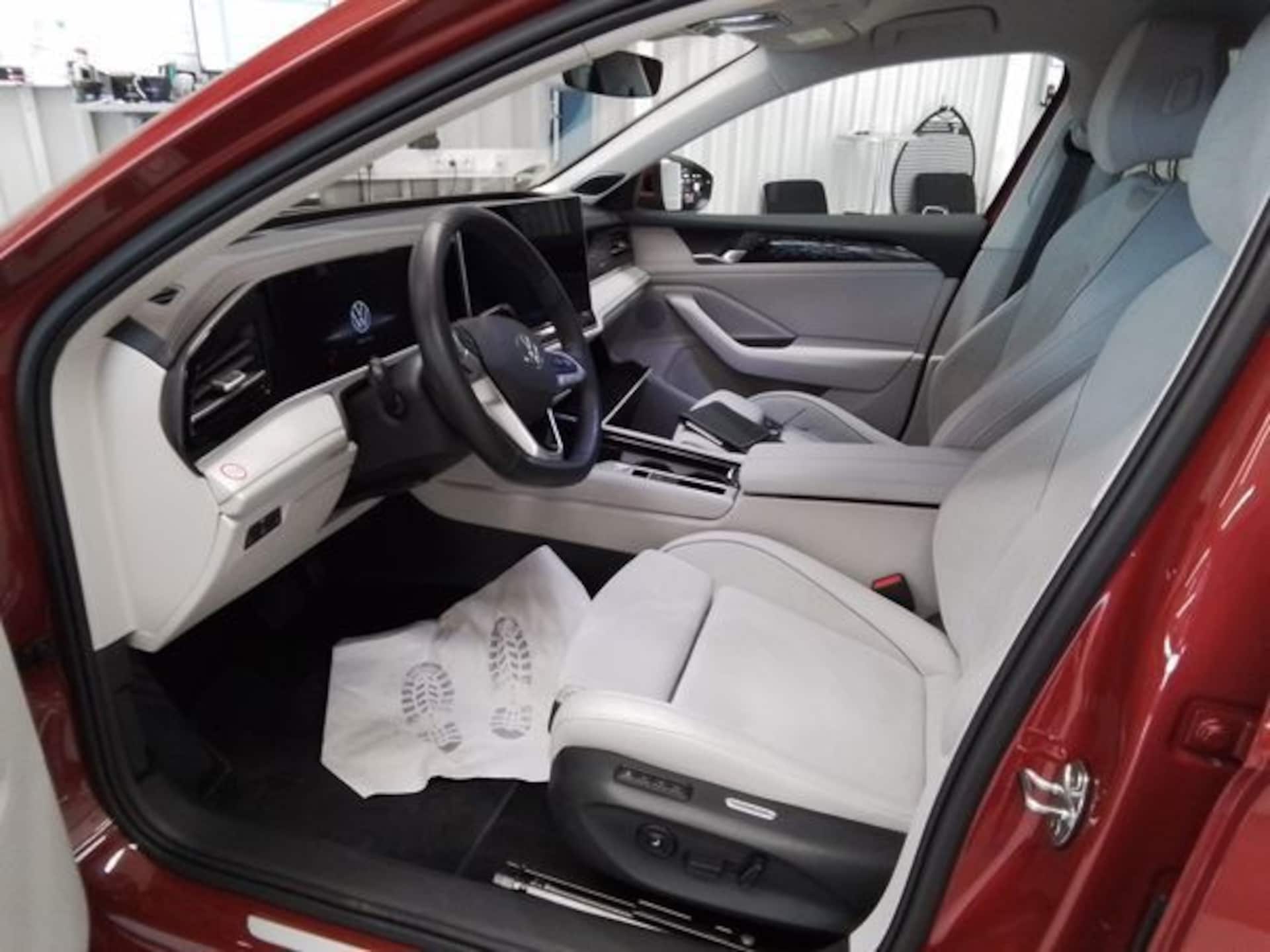 Volkswagen Passat Elegance