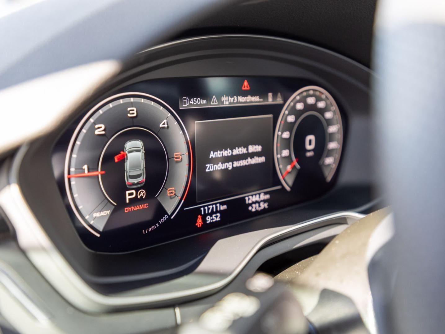 Bild über Audi A5 Sportback S line business 40 TDI quattro S tronic - für weitere Informationen kontaktieren Sie den Audi Partner