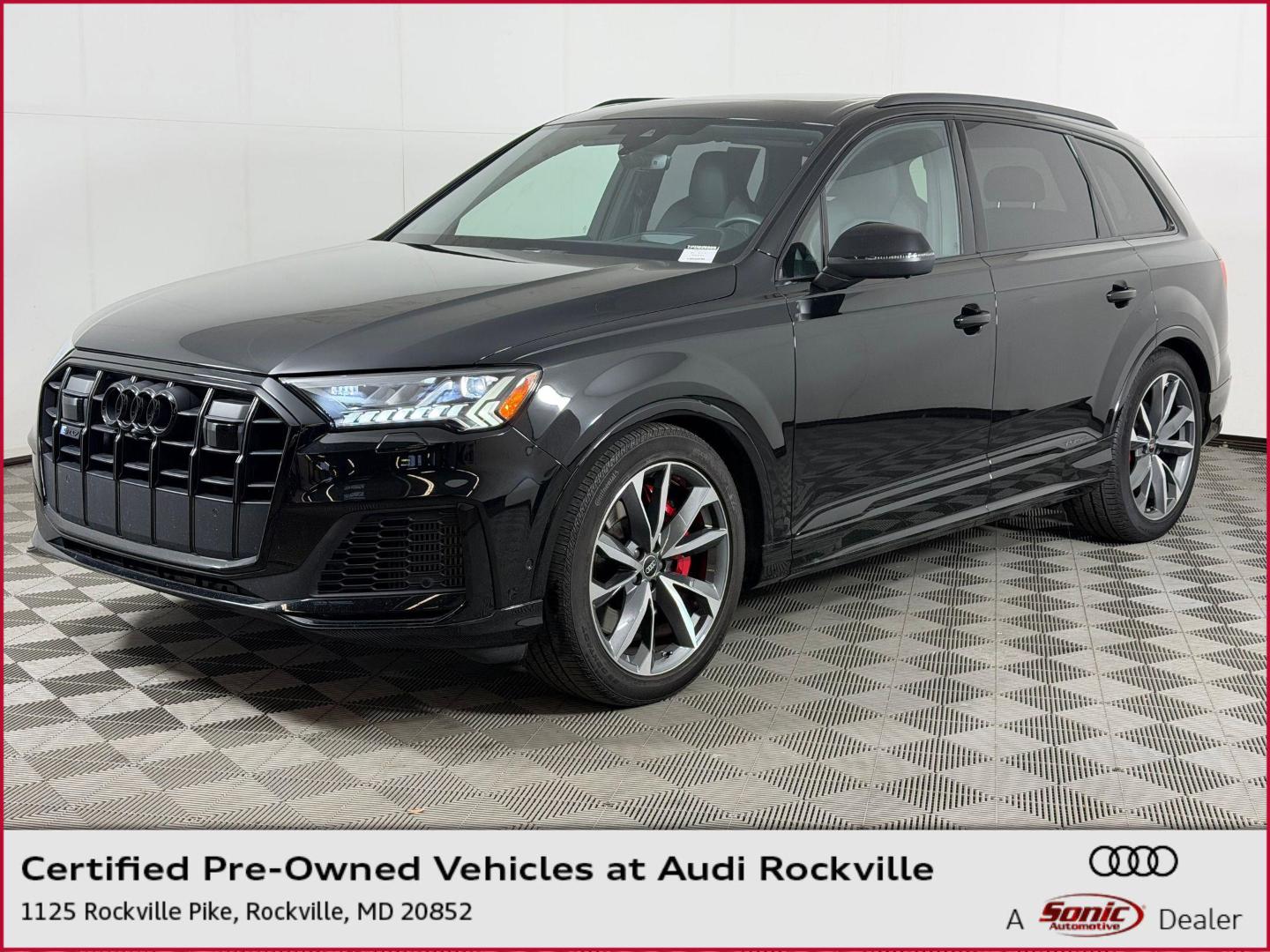 2023 Audi SQ7 Prestige quattro Tiptronic's photo