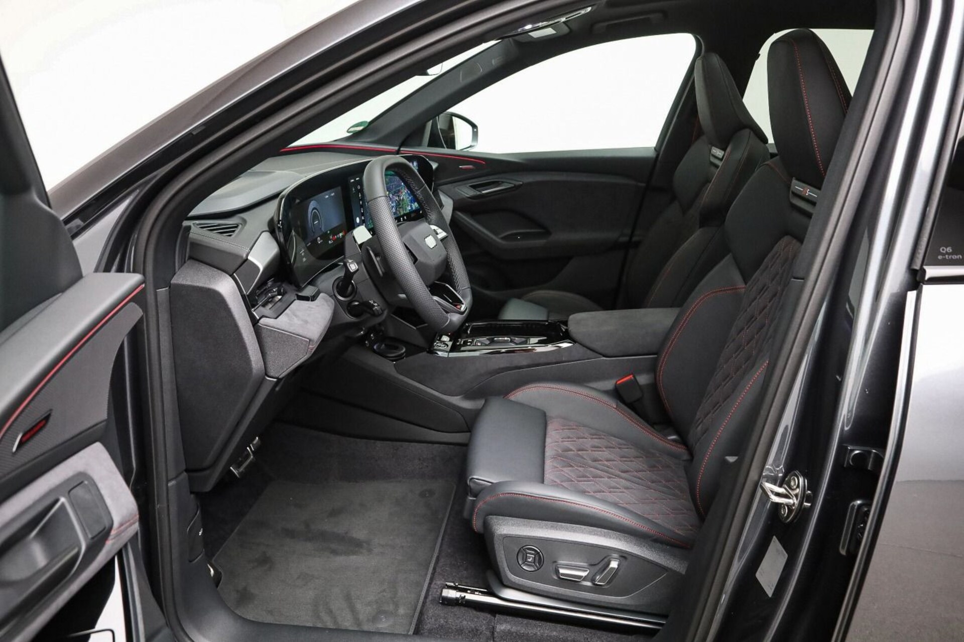 Audi Q6 SUV e-tron