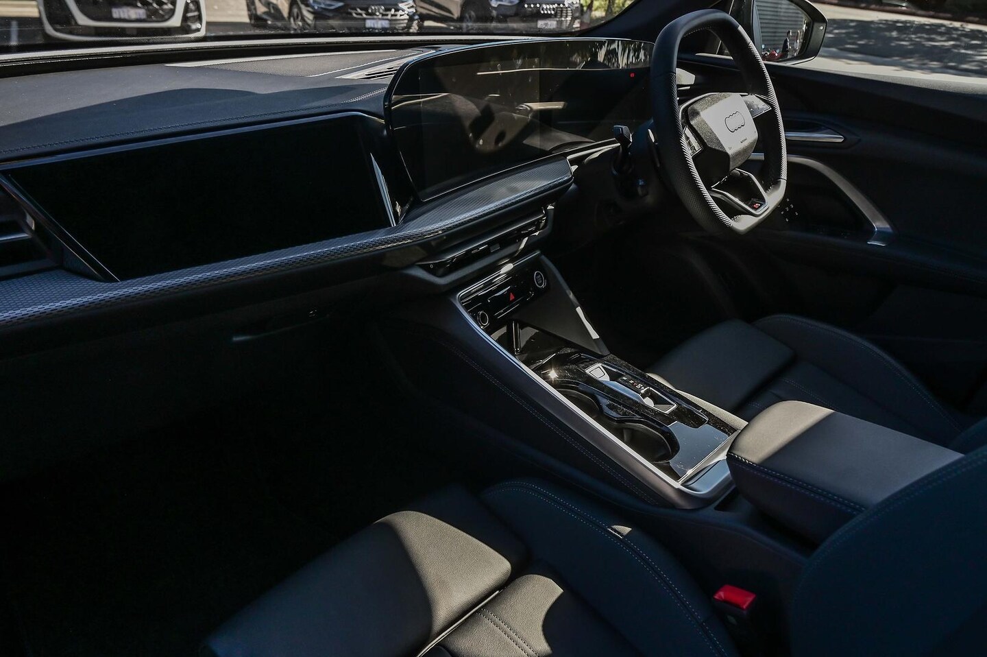 Image about Audi Q5 SUV TDI quattro 150 kW sport