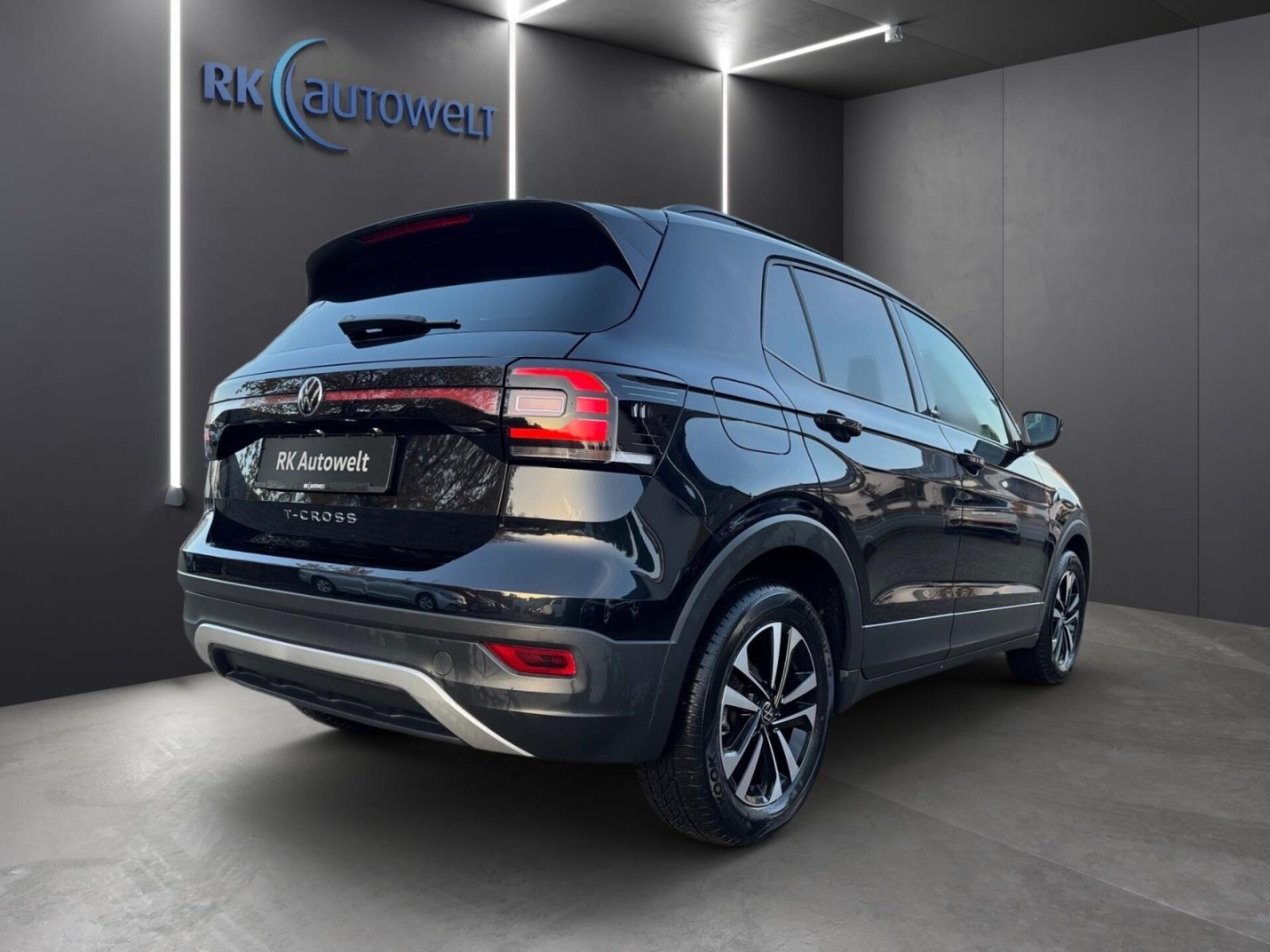 Volkswagen T-Cross United