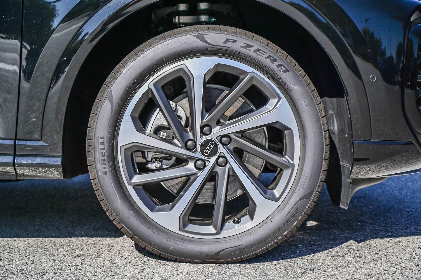Image about Audi Q5 SUV TDI quattro 150 kW sport