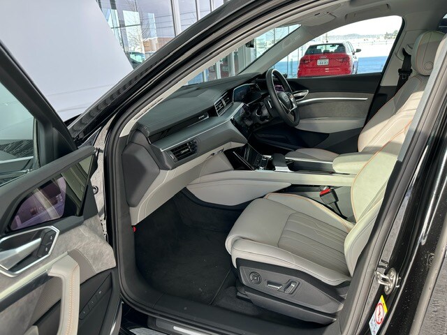 Image about Audi e-tron 50 quattro Advanced 230,00 kW