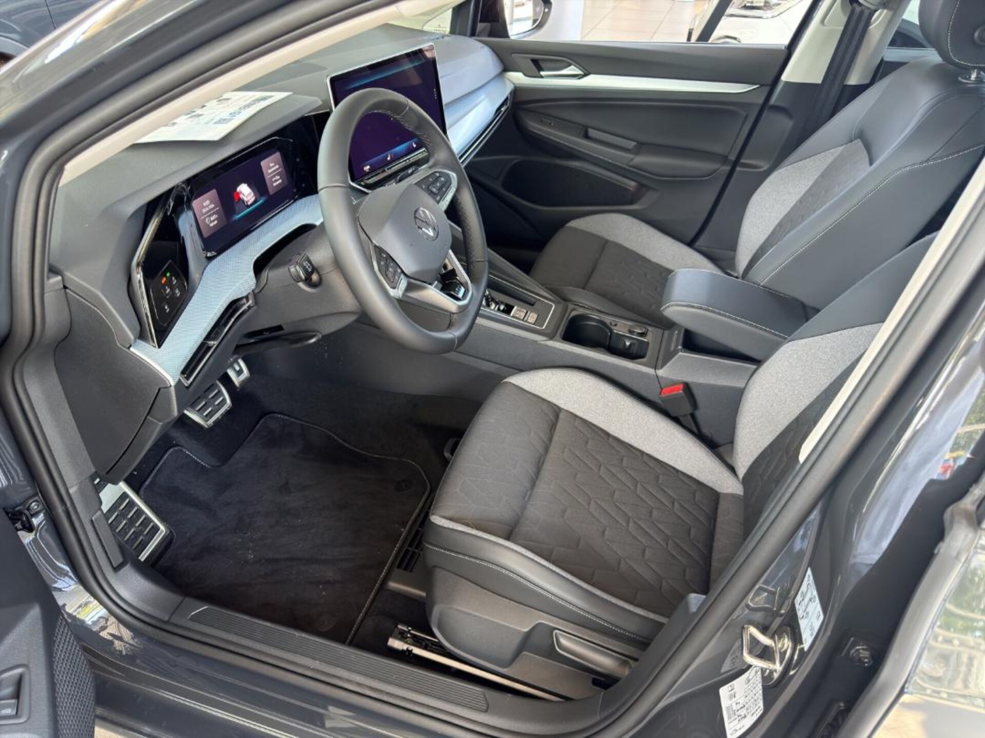 Volkswagen Golf Variant Life