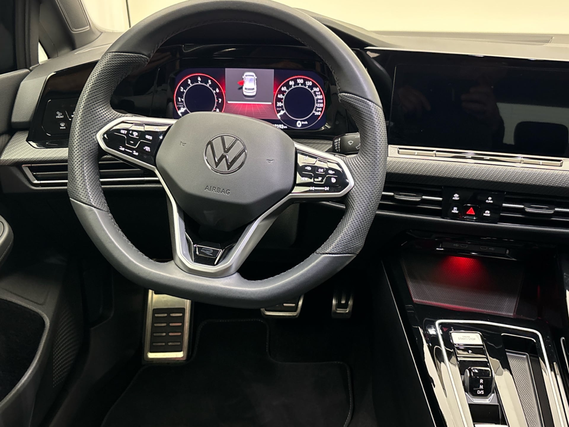 Volkswagen Golf R-Line