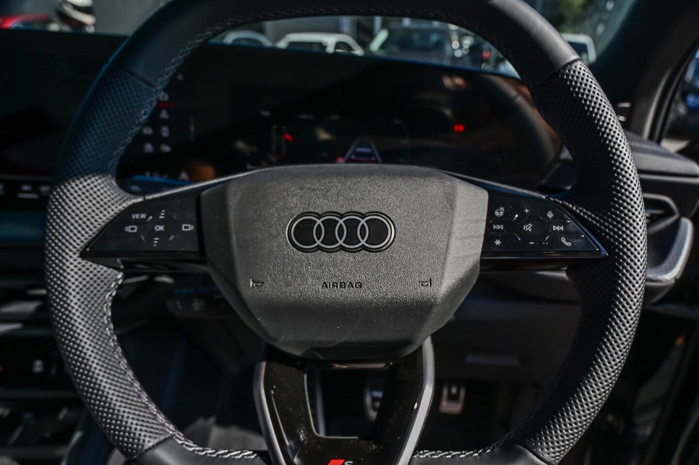 Image about Audi Q5 SUV TDI quattro 150 kW sport